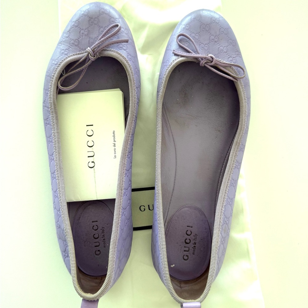 Gucci Purple Flats for Effortless Elegance